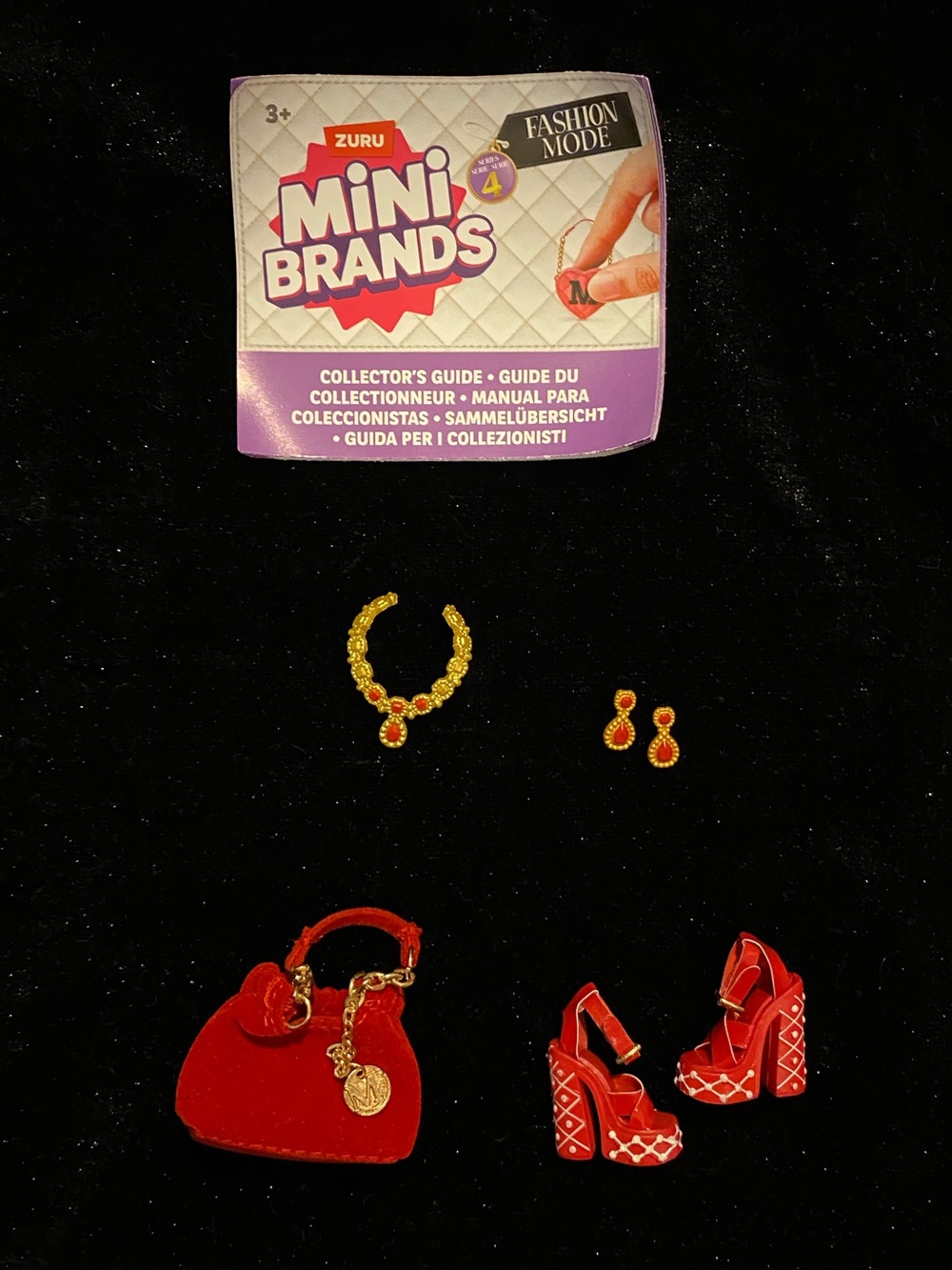 ZURU Mini Brands Fashion Set - Red Handbag & Heels with Gold Jewelry